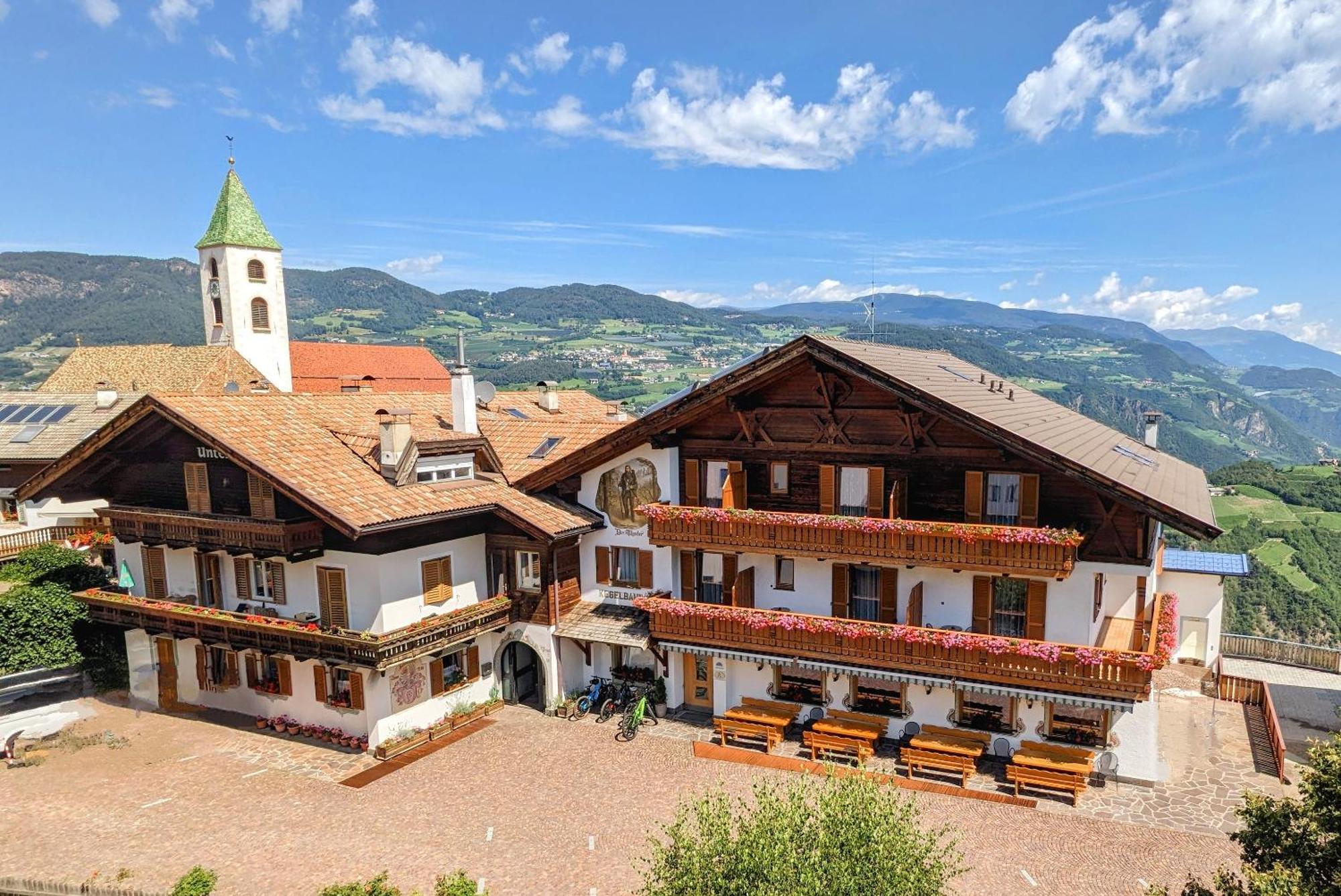 Gasthof Pizzeria Unterwirt Collepietra  Luaran gambar